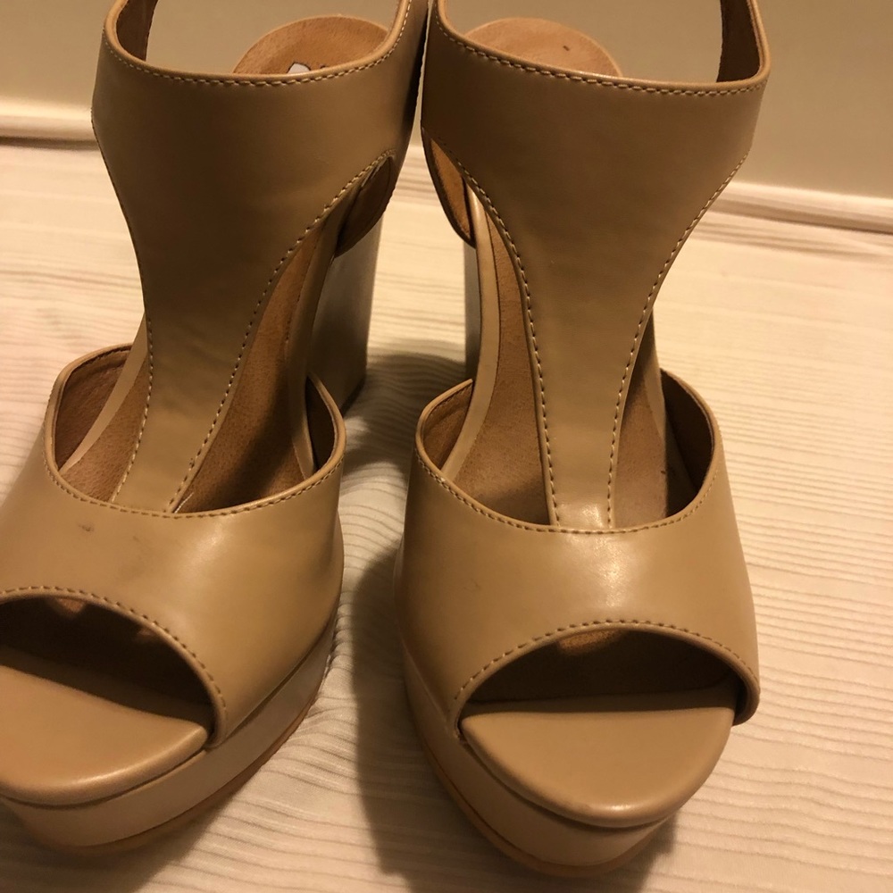BP Tan Heels